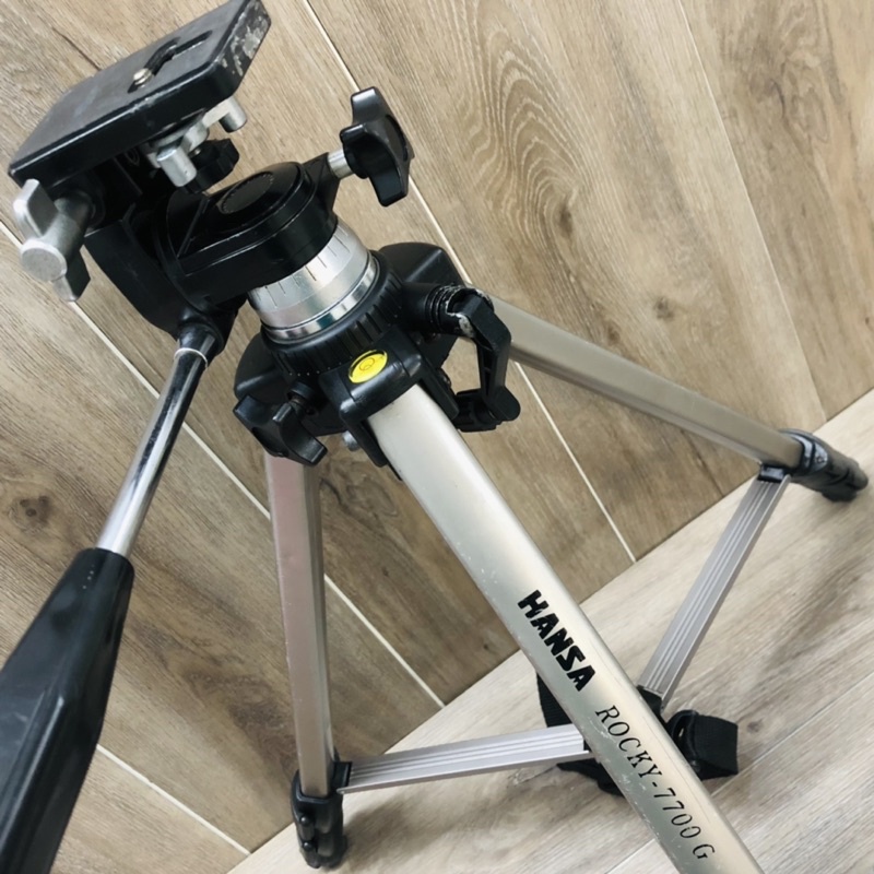 Chân máy tripod nội địa Nhật 🇯🇵 (bãi) kl