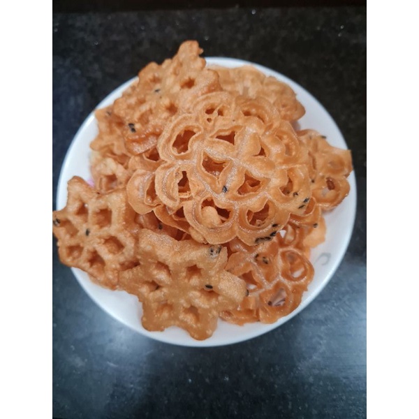 Bánh nhúng - Bánh dế tuổi thơ | BigBuy360 - bigbuy360.vn