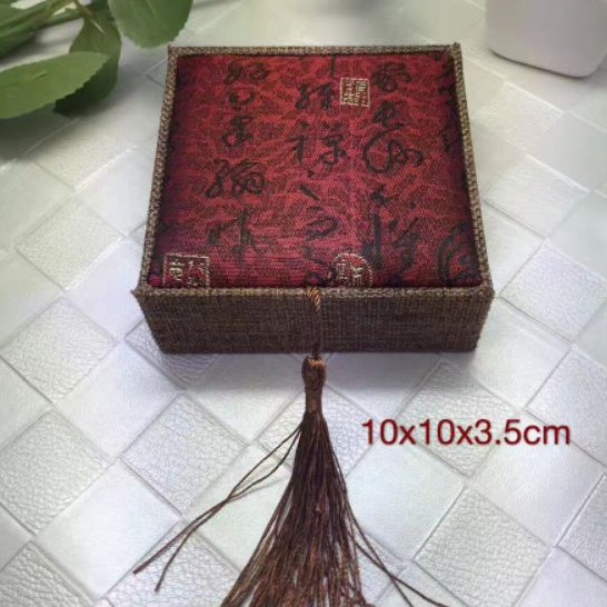 Combo 200 Chiếc Hộp Gấm Hàng Đẹp Đựng Vòng Tay, Trang Sức KT 10x10cm