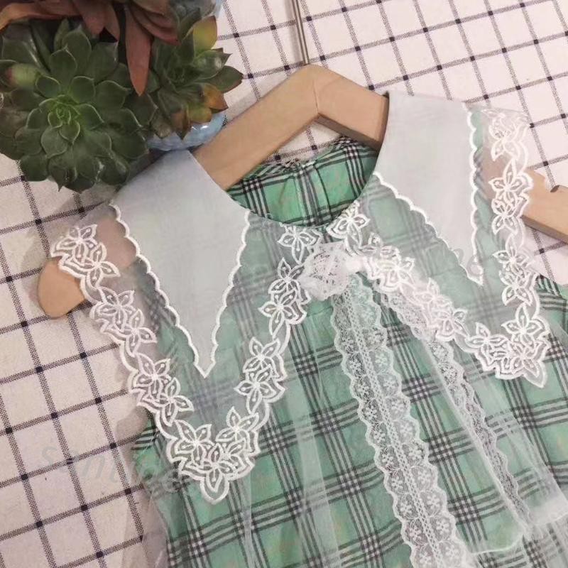 Cặp cổ áo ren thêu hoa viền DIY