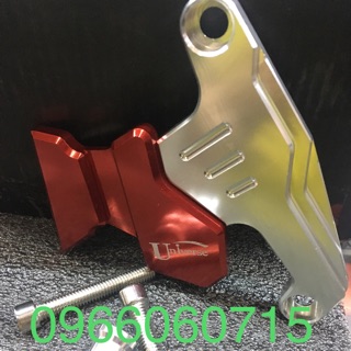 Che heo dầu trước winner cnc