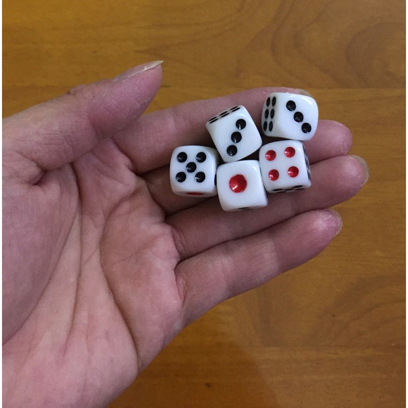 Set 05 viên xí ngầu bằng nhựa hàng CAO CẤP, kích thước 1.4cm