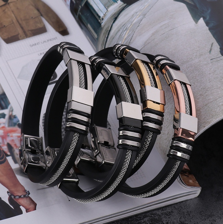 Vòng Tay Dây Da Mặt Kim Loại Khắc Chữ Cá Tính