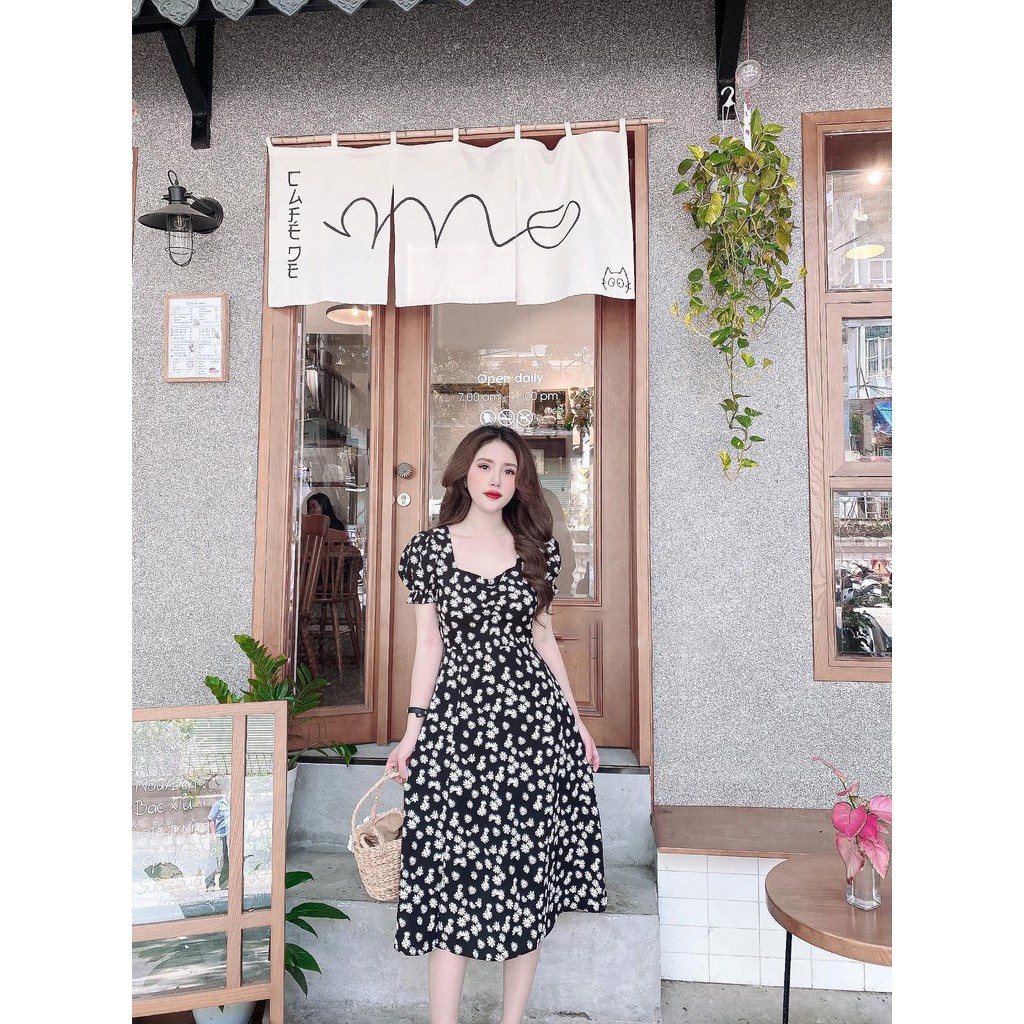 Váy Đầm Nữ Đi Chơi Hoa Cúc Rúm Ngực Tay Bồng Xẻ Tà Nữ Tính Xinh Xắn Thời Trang Habana123456 | BigBuy360 - bigbuy360.vn