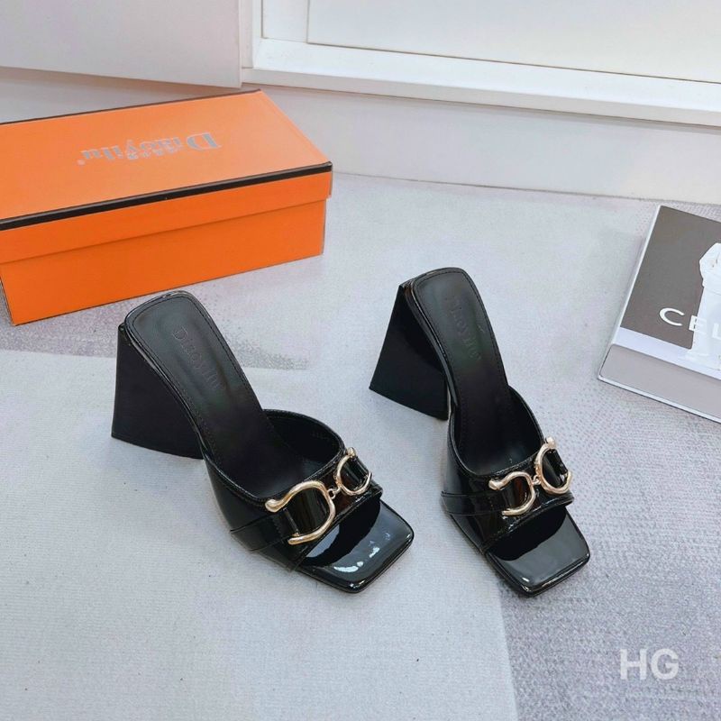 H(ẢNH THẬT) Guốc 9p Gót Loe Cạnh Khoá Đồng Da Bóng Mềm Êm Fullbox Cao Cấp