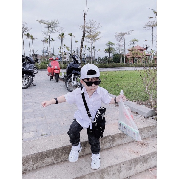 Áo sơ mi trắng dài tay cho bé trai