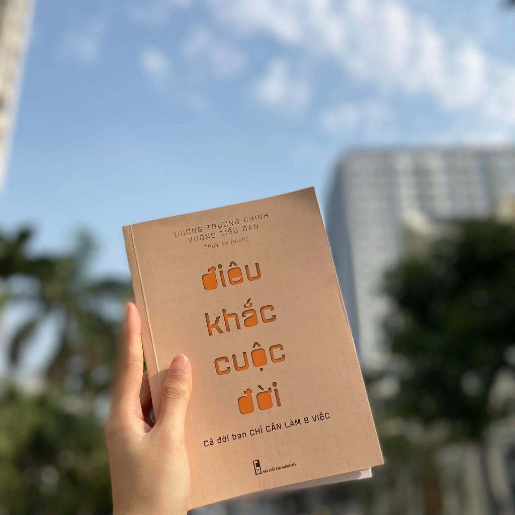 Sách - Điêu khắc cuộc đời - Cả đời bạn chỉ cần làm 8 việc