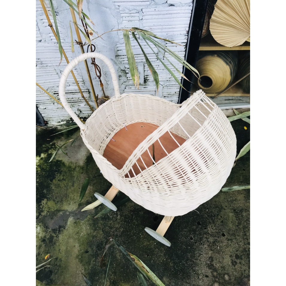 Phụ kiện chụp hình siêu xinh cho các studio - Xe đẩy bằng mây Tự Nhiên - Xe Đẩy Cho Búp Bê Dành Cho Bé Từ 3 - 6 Tuổi