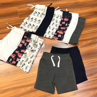 Quần short Baby Gap