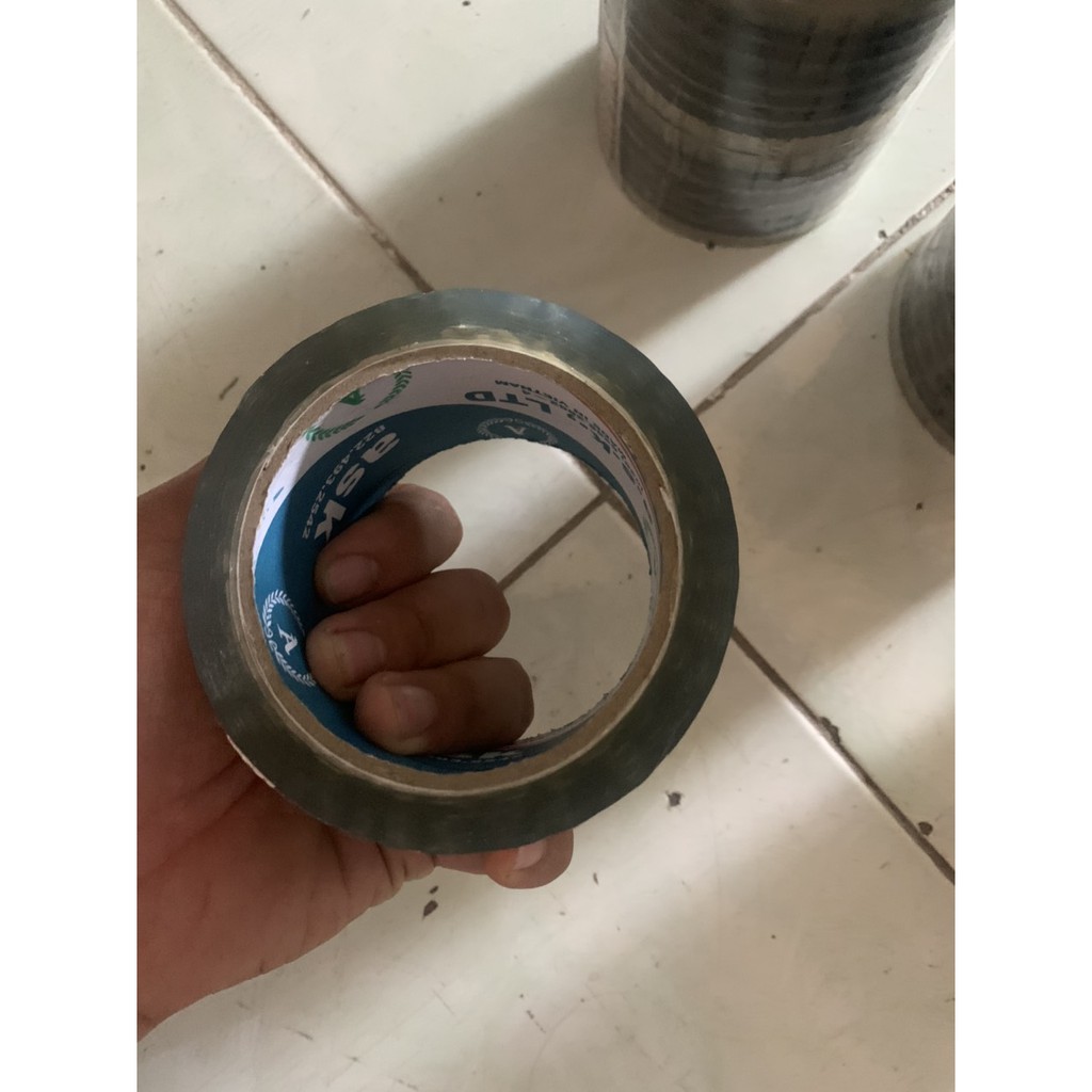 Băng keo trong logo 6cm-200gram giá chỉ có 13500đ/ cuộn