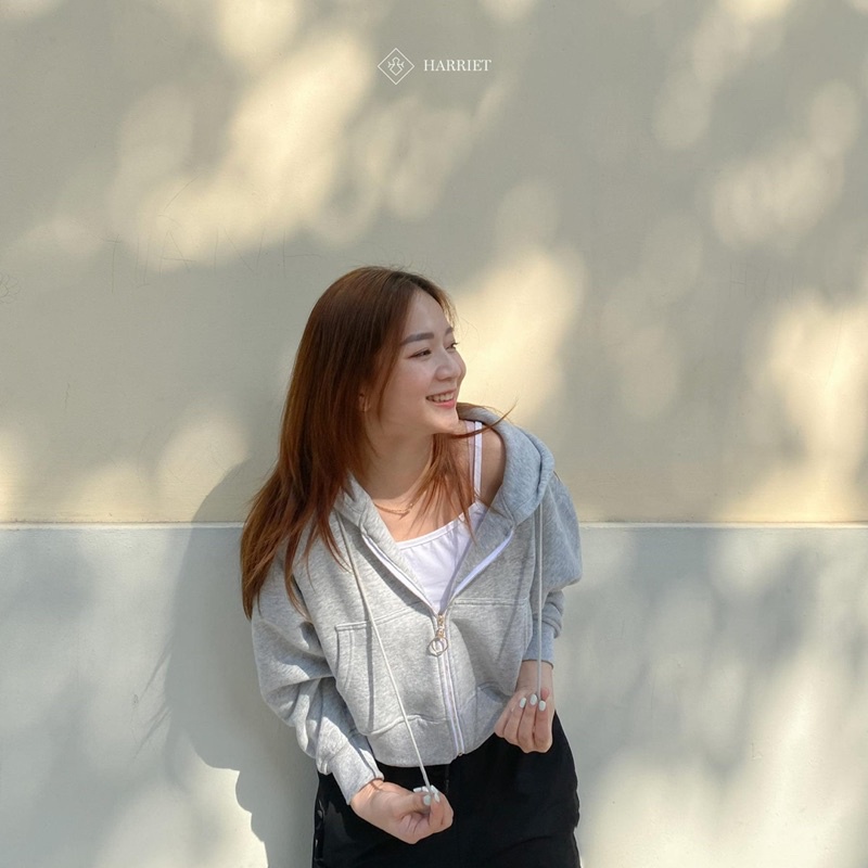 Áo hoodie nữ dáng ngắn croptop nỉ bông siêu ấm Harriet | BigBuy360 - bigbuy360.vn
