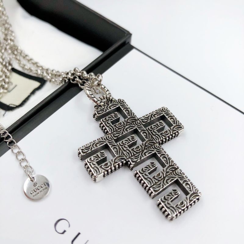 Gʊccì New Silver Letters G Join Together Cross Pendant Necklace