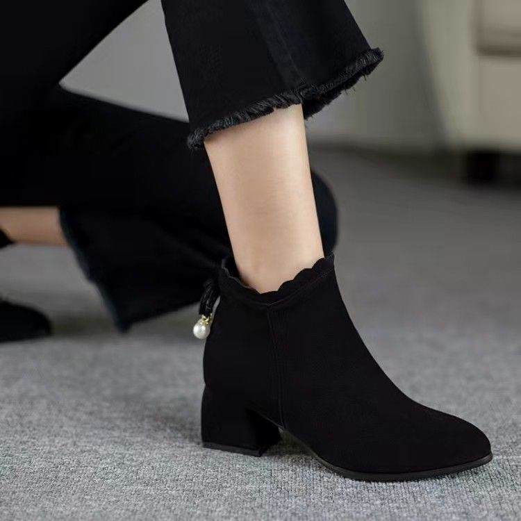  Giày boot da lộn phong cách thời trang Hàn Quốc 2020 | BigBuy360 - bigbuy360.vn