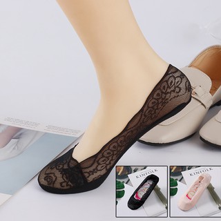 Đôi vớ cổ thấp đáy chống trượt phối ren thoáng khí thời trang cho nữ