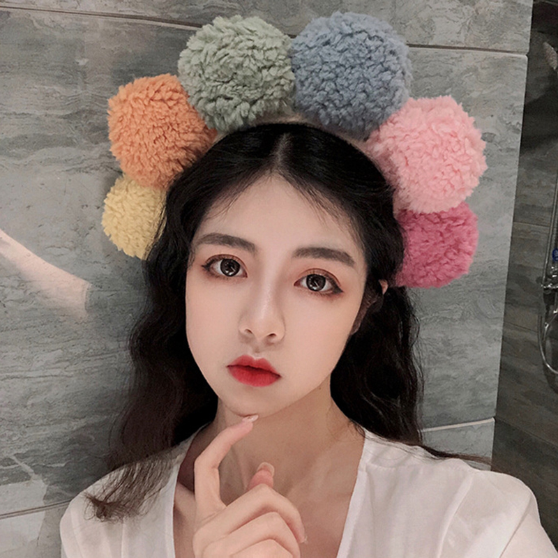 (Hàng Mới Về) Băng Đô Cài Tóc Đính Quả Bóng Lông Xinh Xắn Cho Nữ