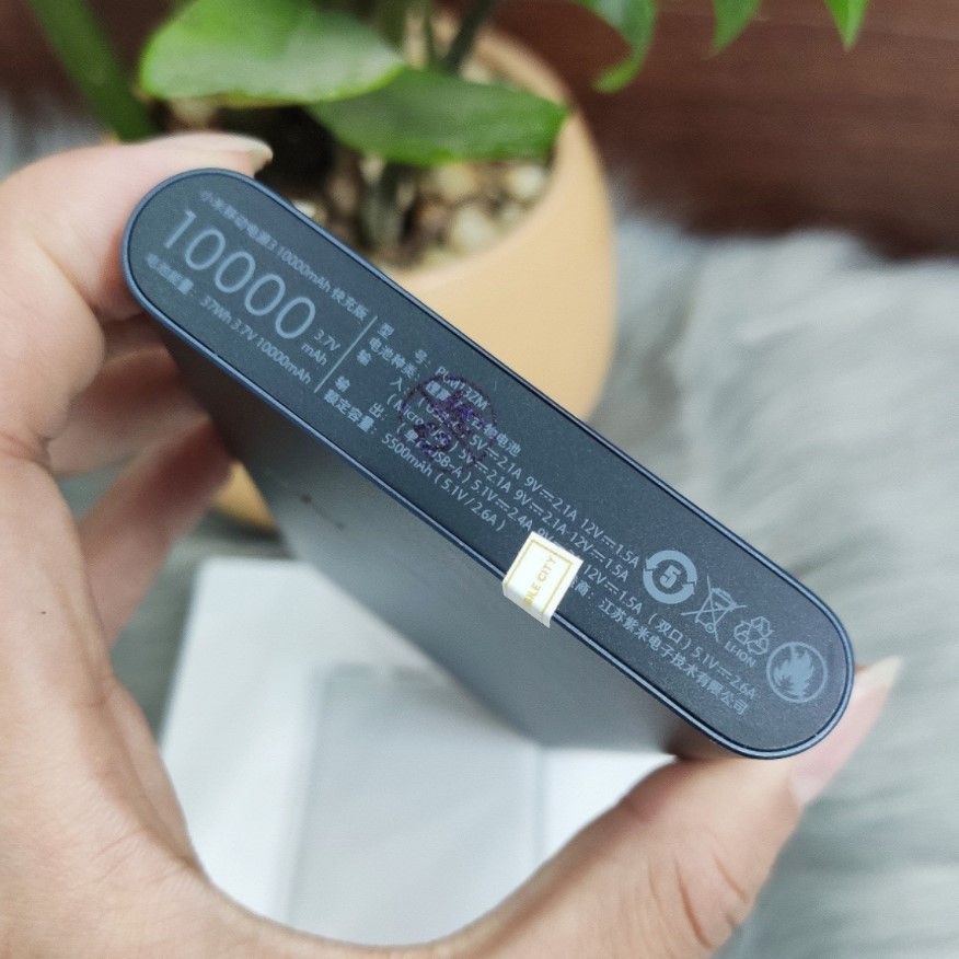 Sạc Dự Phòng Xiaomi Gen 2💥BH 1 Năm💥Pin Sạc Dự Phòng Xiaomi 10000 mAh Tích Hợp 2 Cổng Sạc Hàng Chính Hãng