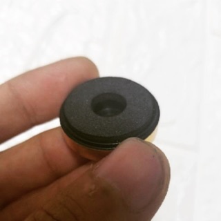 Bộ 4 chân loa mạ vàng