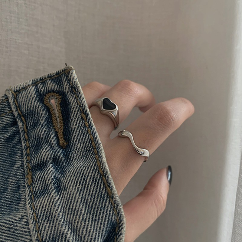 Nhẫn có thể tùy chỉnh kích cỡ thiết kế đơn giản