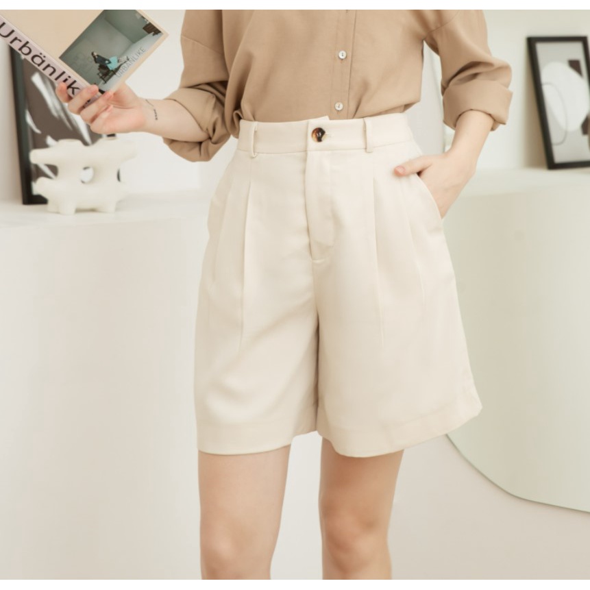 Quần short ngố lưng thun xếp li trước thời trang GAGO màu be GO3554