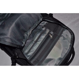 Balo Router The North Face laptop 17.3"