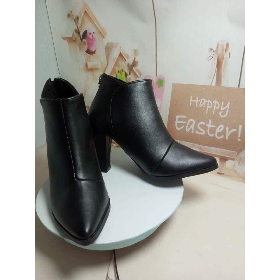 Giày boot nữ cổ thấp đế vuông 7cm màu đen hàng hiệu rosata ro137 | BigBuy360 - bigbuy360.vn