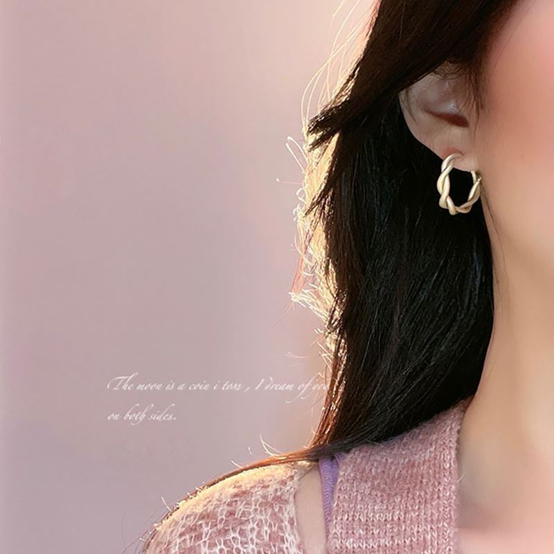 Khuyên tai Pure Cube mạ vàng cá tính độc đáo 2021