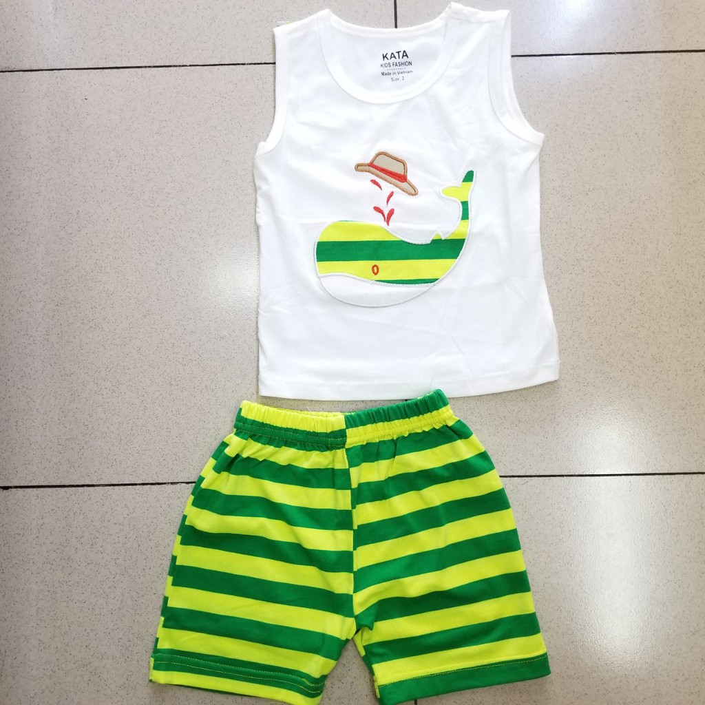 Bộ thun sát nách bé trai thêu cá heo quần sọc nhỏ và đại