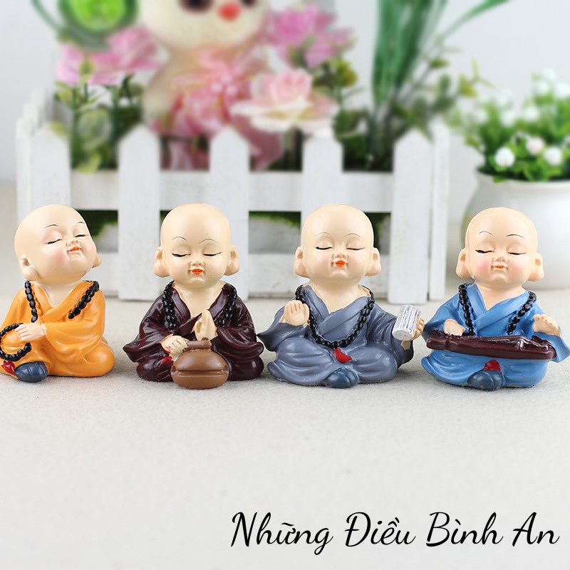 Tượng chú tiểu cầm kì thi họa KÈM ĐẾ KEO mang lại an nhiên trong cuộc sống 💕FREESHIP 50k💕 - Những Điều Bình An