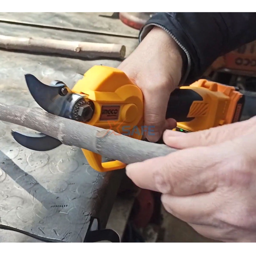 Máy cắt cành dùng pin 20V CSSLI2001 Máy tỉa cành mô tơ không chổi than, đường kính cắt 20mm/30mm, không kèm theo pin sac