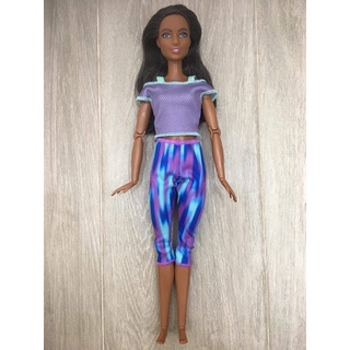 Búp bê Barbie made to move