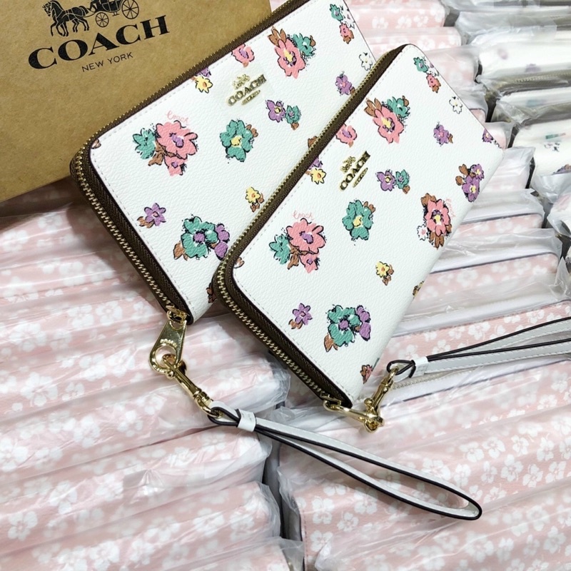 VÍ COACH LONG ZIP C9957