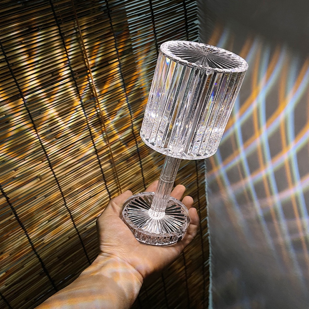 Đèn Ngủ Để Bàn Sạc Usb Đính Đá Pha Lê Sang Trọng