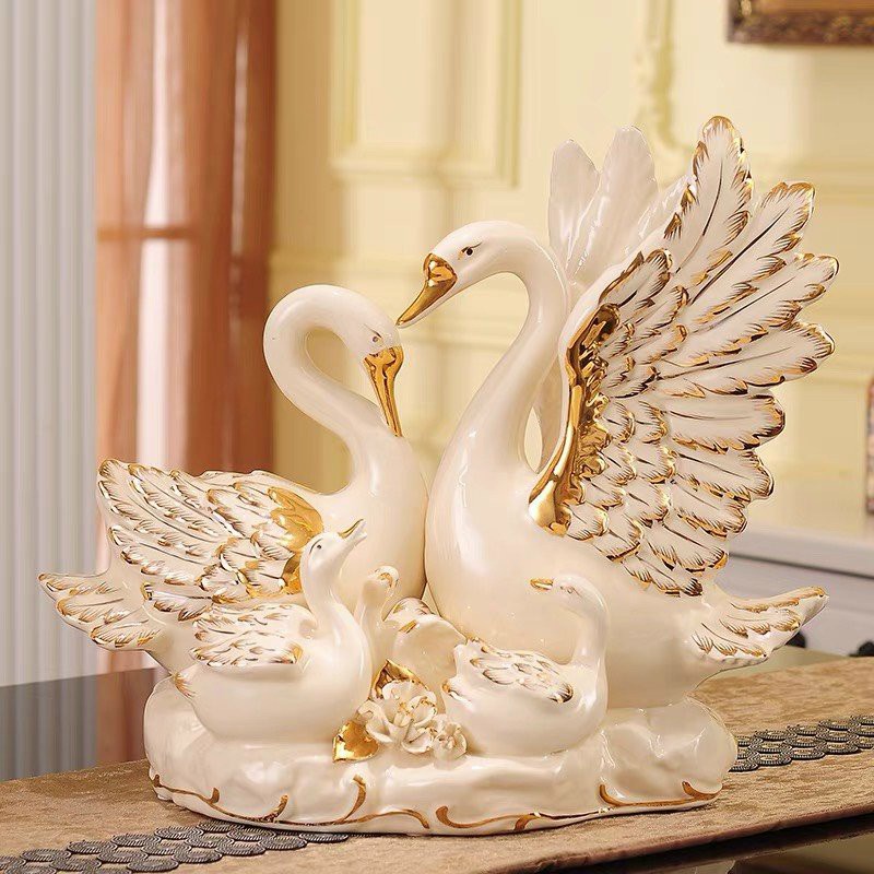 Bộ Tượng Gốm Gia Đình Thiên Nga 5 con, Gốm Trắng Vẽ Vàng cao cấp,DECOR trang trí,Bàn,Tủ,Kệ,quà tặng đẹp,ý nghĩa,giá rẻ