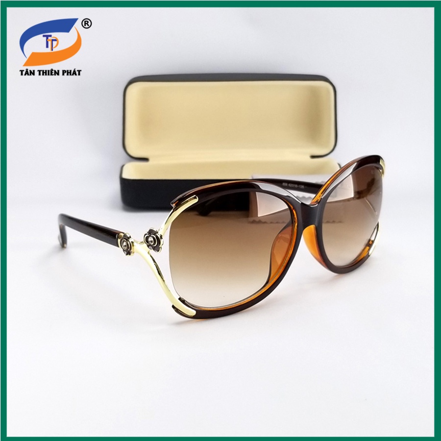 Mắt kính nữ thời trang chống nắng, chống tia UV 858. Gọng kính ôm mặt, không kén size. Tròng oval ôm mắt, râm và dịu mắt
