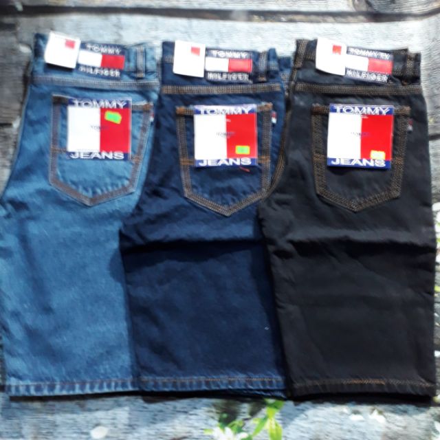 Quần sọt jean nam ống rộng