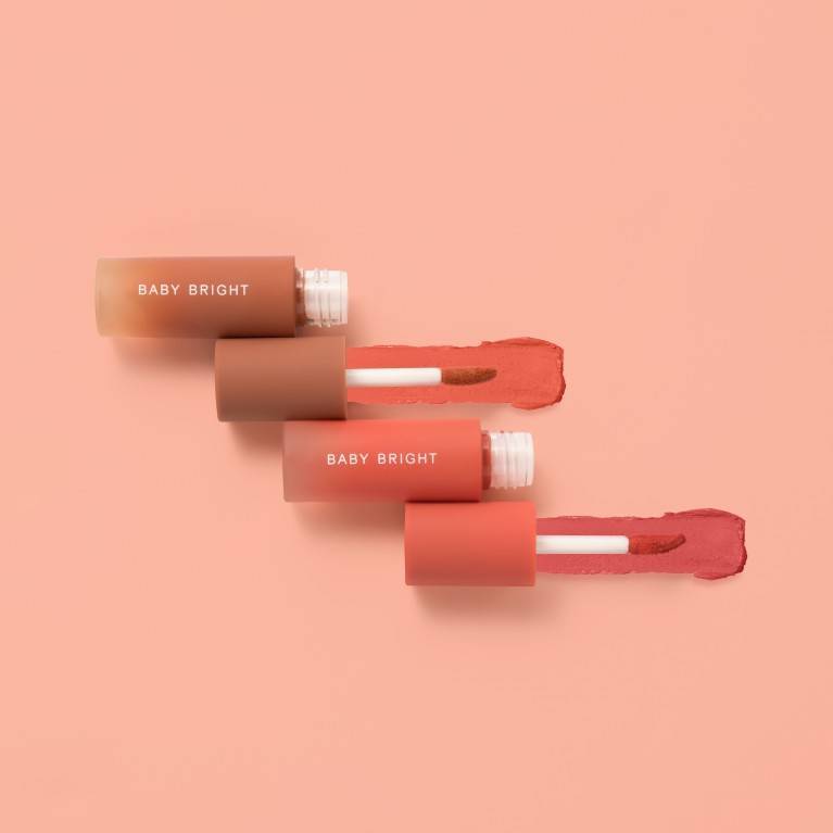 Son Kem Siêu Lì mềm môi lên màu tự nhiên Baby Bright Primer Powder Tint 2.4g