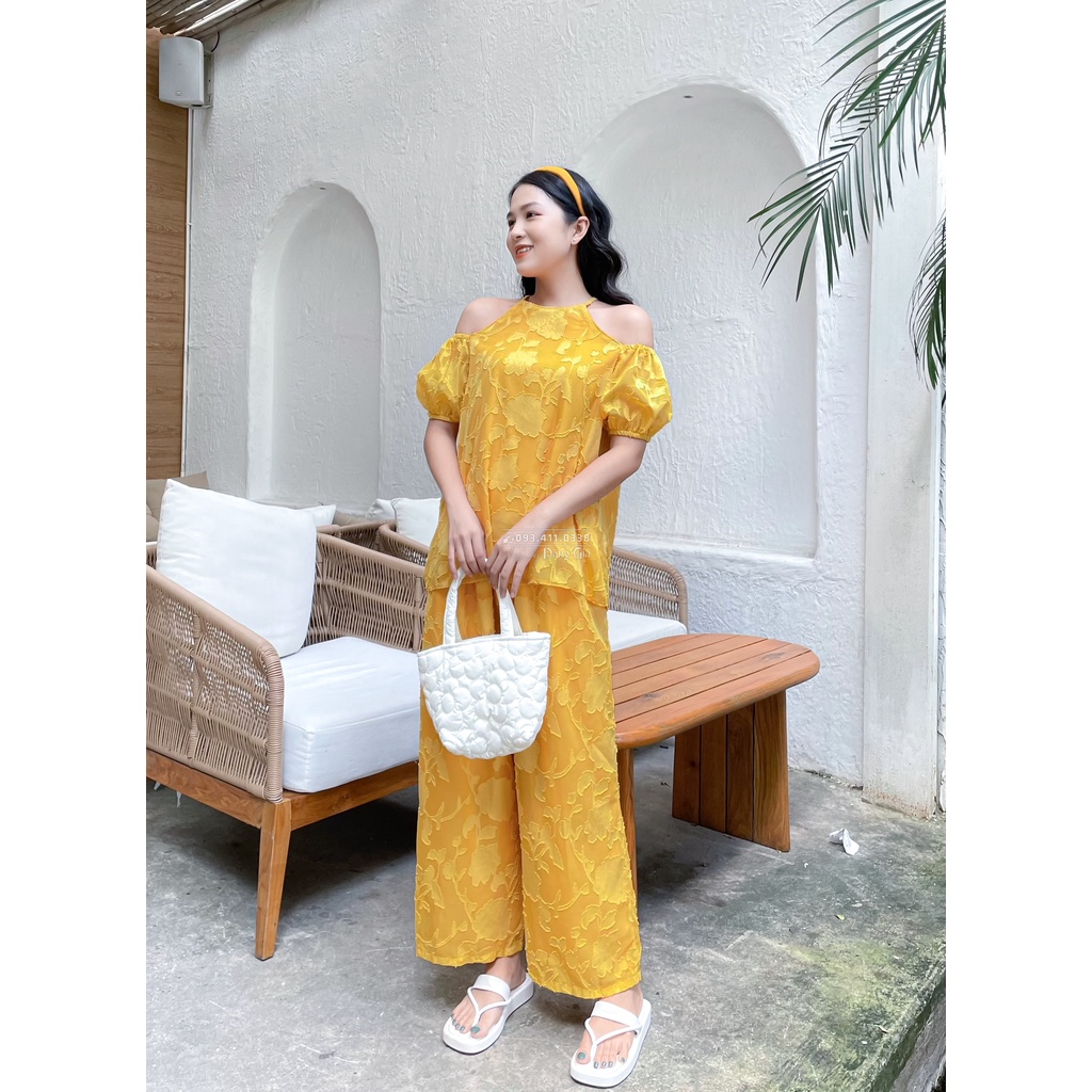 Set quần suông và áo yếm vải tơ thêu hoa hồng khoét vai sang chảnh cho nàng béo bụng hoặc mẹ bầu DG 4292