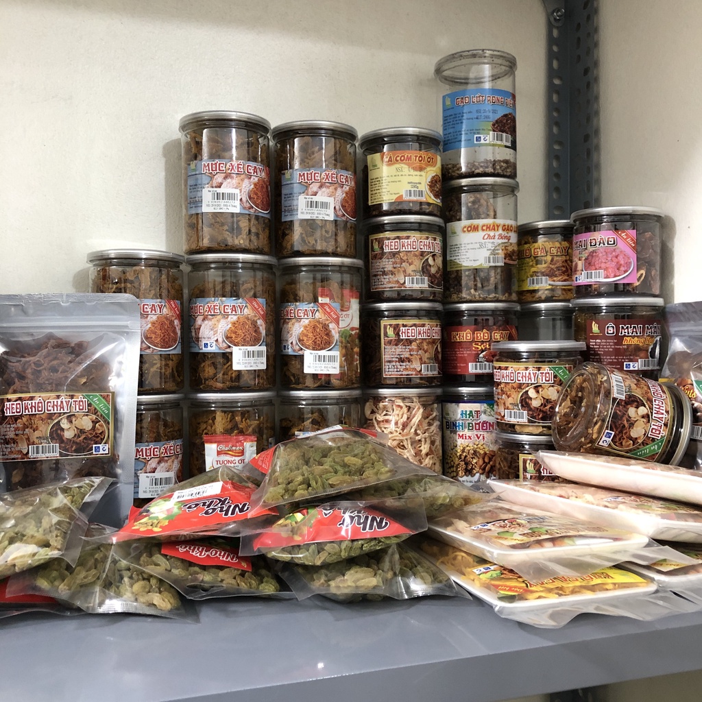 [Mã GROXUAN1 giảm 8% đơn 150K] Khô Gà Cay Lá Chanh Sé Sợi Hàng Ngon Loại Gói 50g Đồ Ăn Vặt IMIN FOOD | BigBuy360 - bigbuy360.vn