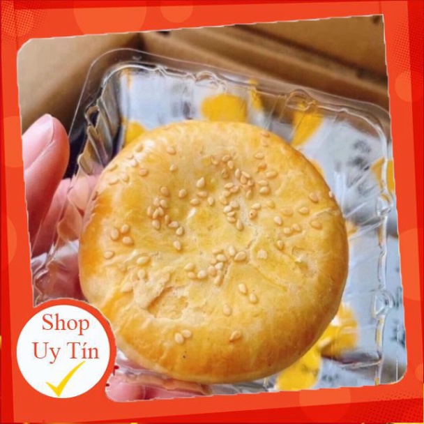 BÁNH NHÂN TRỨNG MUỐI CHẢY