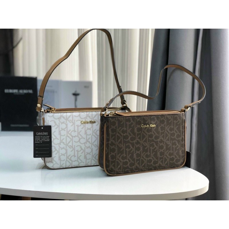 TÚI C4LVINKLEIN KẸP NÁCH