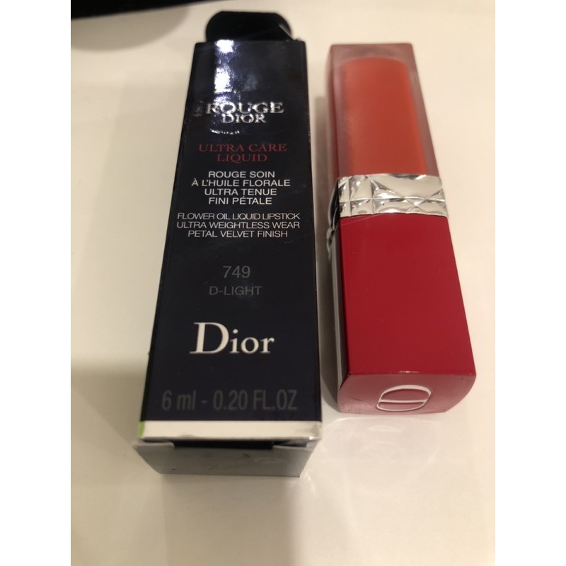 Son Dior màu 749