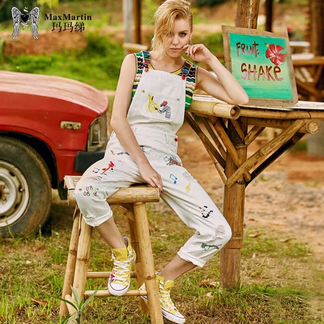 Yếm quần hình thú