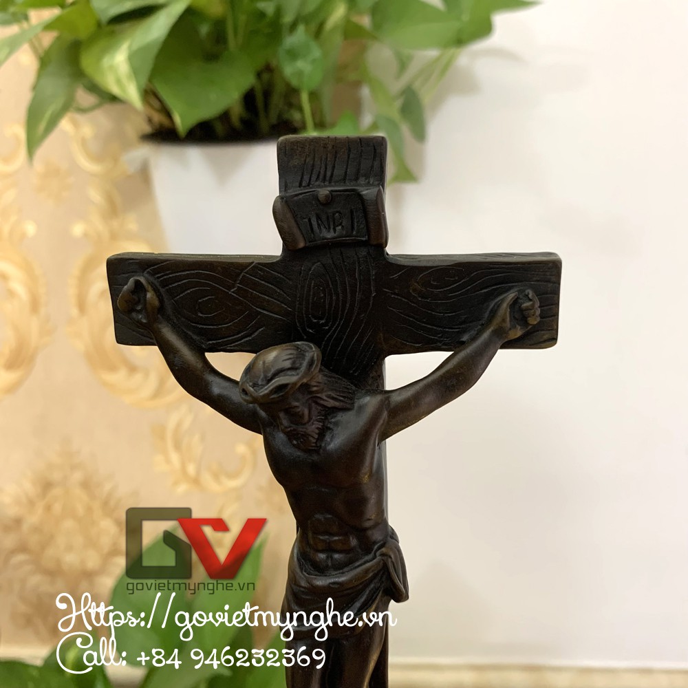 [Cây thánh giá] Tượng đá trang trí cây thánh giá hình chúa Jesus với chữ INRI - Chiều cao 21cm - Màu nâu đen