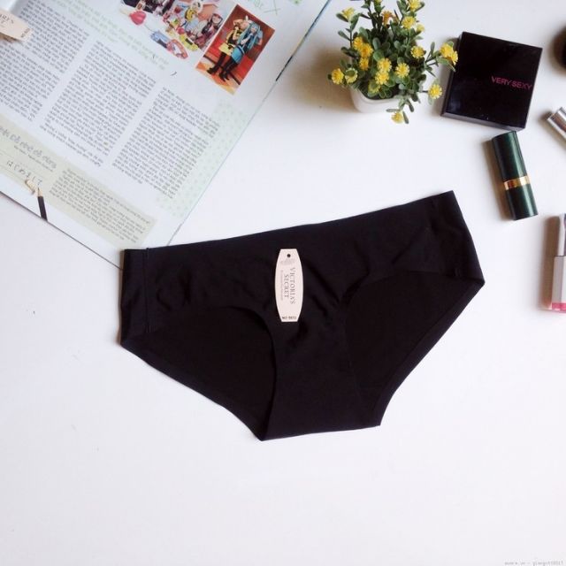 Sỉ 10 quần chip su không đường may 1 mầu ( đen .Da.trắng)