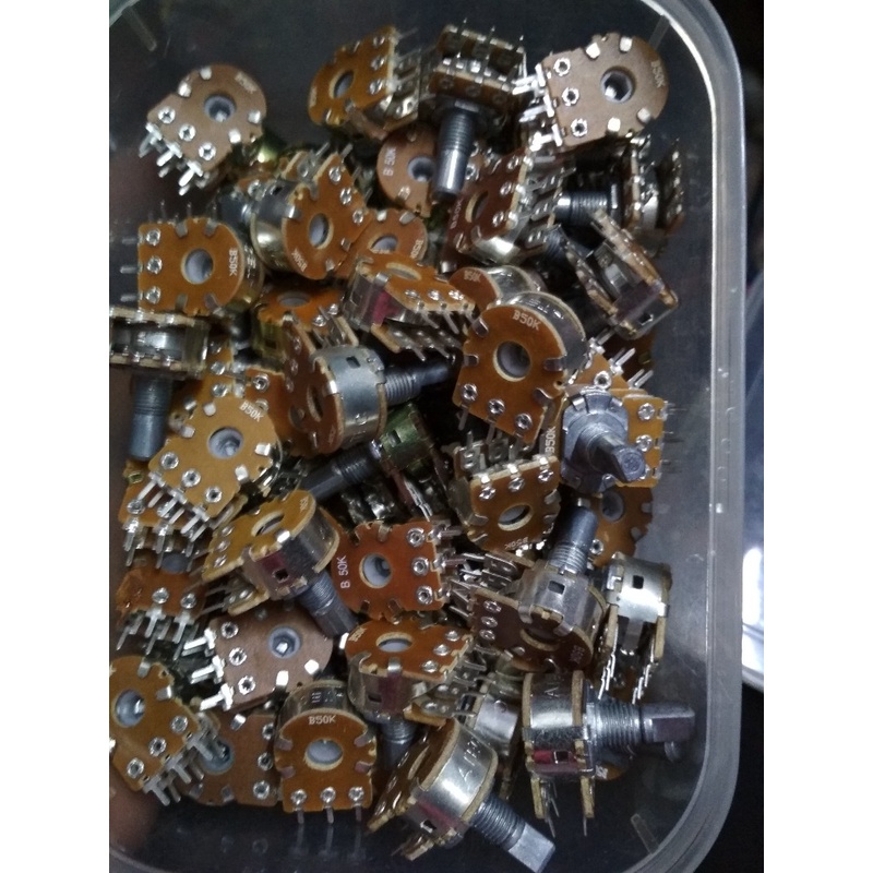 10 Chiết Áp 50K Kép  Vát