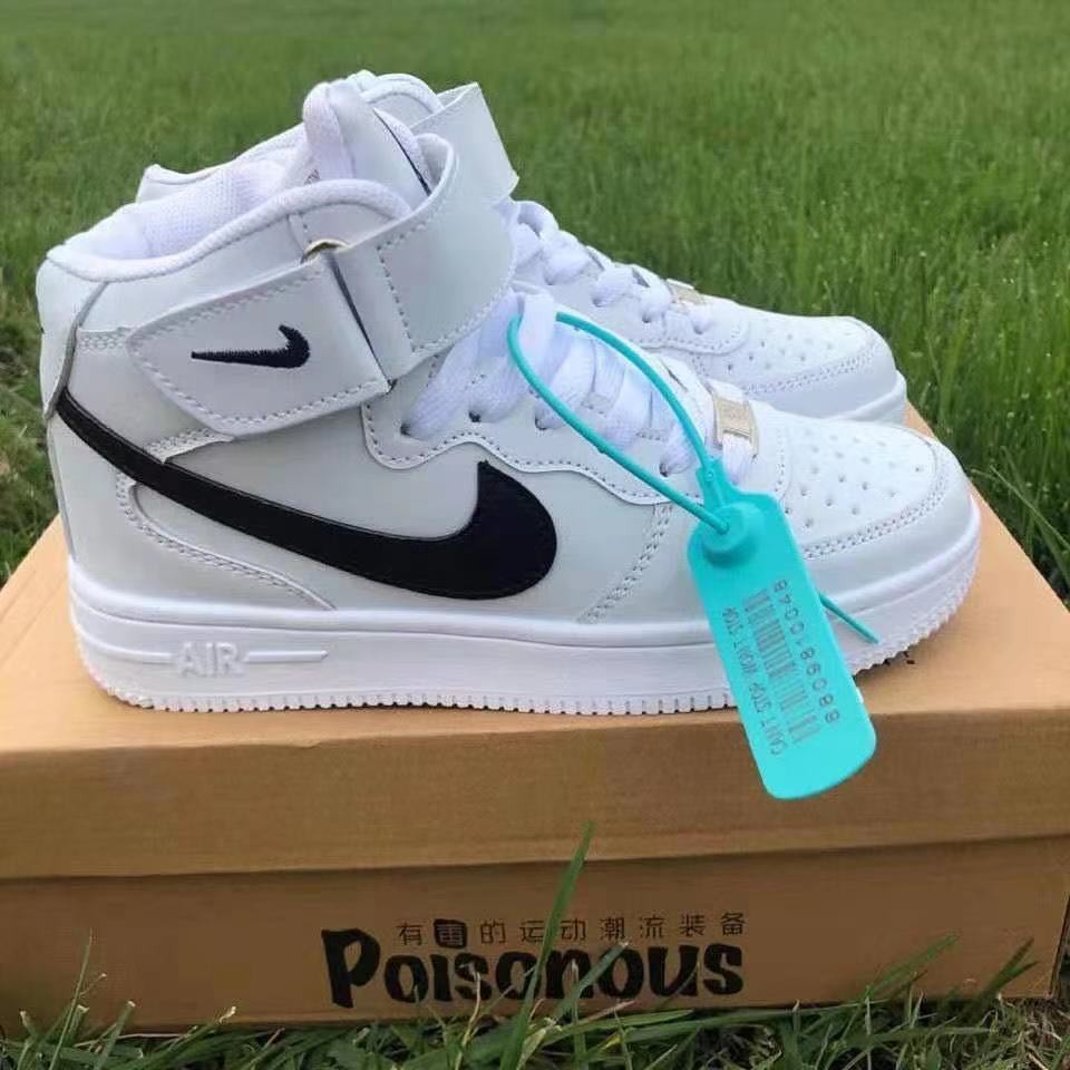 △▨AF1 Pure Air Force One Giày bảng trắng nhỏ nam và nữ Đôi nk cổ thấp với cùng phong cách sinh viên điển kết hợp tất cả