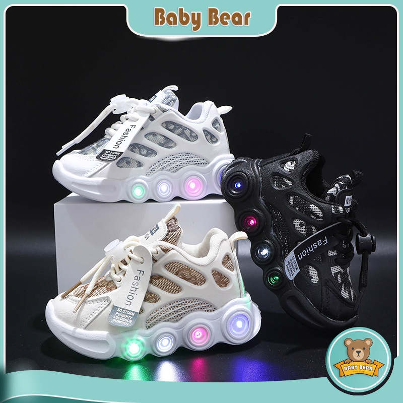 Giày Sneaker Đế Gắn Đèn Led Cho Bé