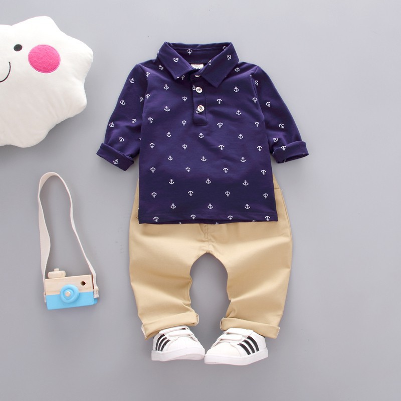 Set áo sơ mi tay lỡ họa tiết + quần dài lịch lãm cho bé trai