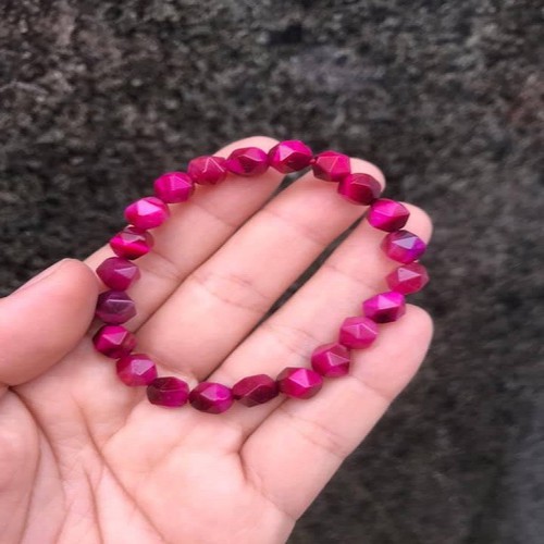 VÒNG TAY MÀU HỒNG MÀI GIÁC CÓ 8-10LY