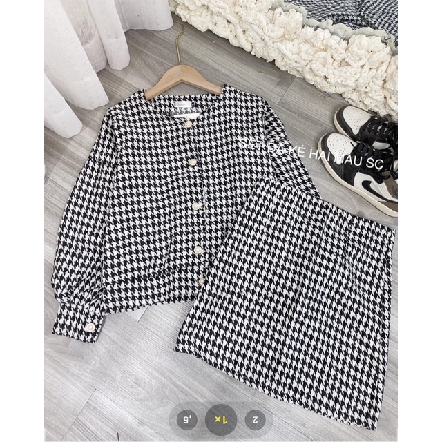 Set áo khoác kèm chân váy dạ họa tiết kẻ ZICZAC sang chảnh phong cách Hàn Quốc | BigBuy360 - bigbuy360.vn